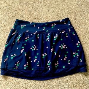 Like New Dip Golf Skirt
